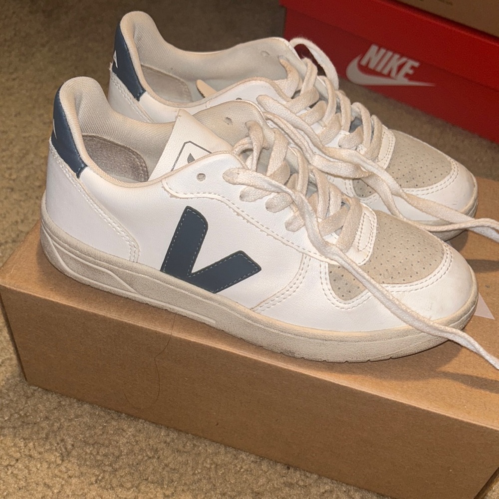 Veja V-10